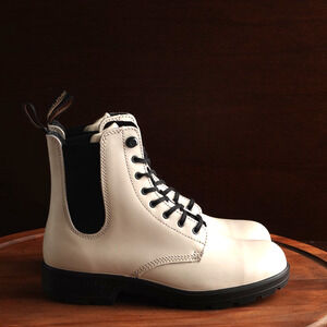 Blundstone Boots Women SZ AU 6.5 US 9.5 Cream 2324 Originals Combat Comfort NWOB